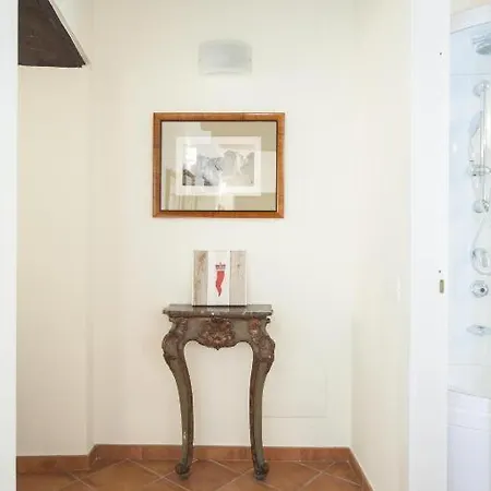 Palazzo Marigliano 4* Neapel