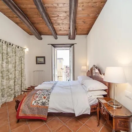Pensionat Palazzo Marigliano 4*