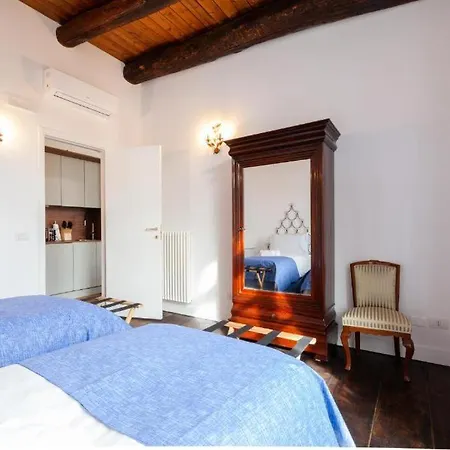 Vendégház Palazzo Marigliano - & 5*