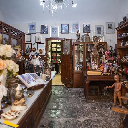 Palazzo Marigliano - & 5* Naples