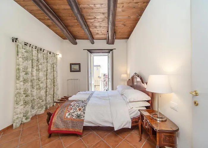 Konukevi Palazzo Marigliano 4*