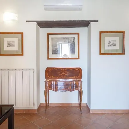 Palazzo Marigliano Гостевой дом 4*