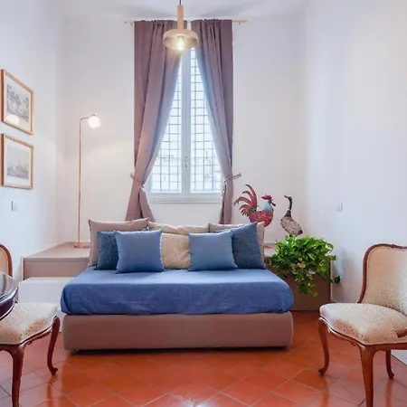 Palazzo Marigliano 招待所 4*