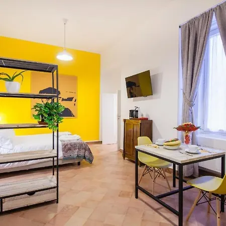 Palazzo Marigliano Гостевой дом Неаполь