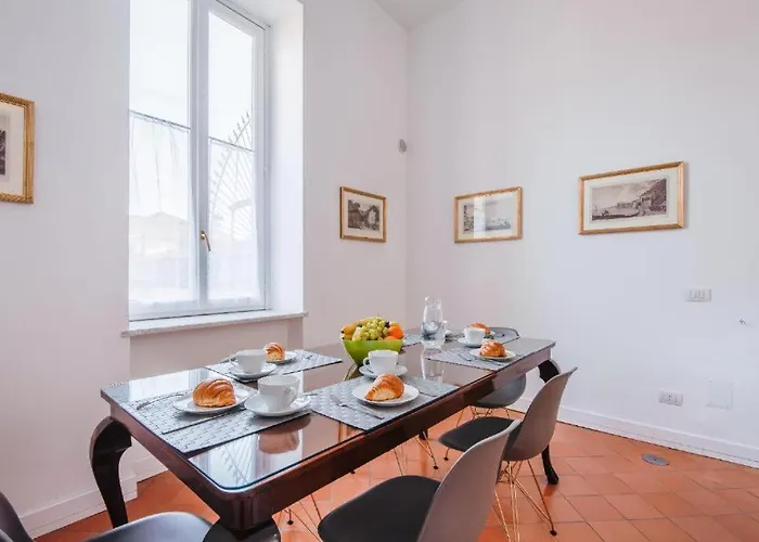 בית הארחה Palazzo Marigliano 4*