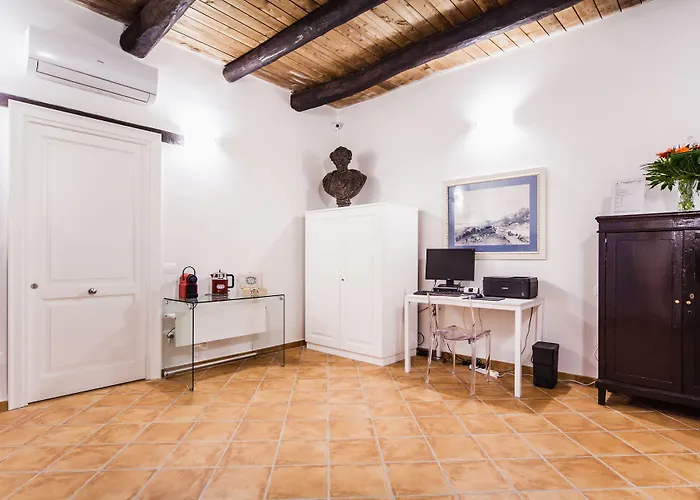 Palazzo Marigliano בית הארחה