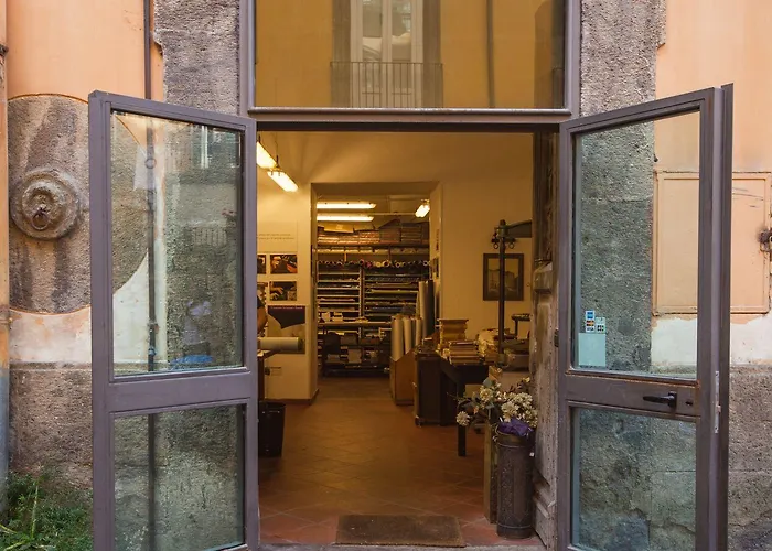 Palazzo Marigliano 4* נאפולי